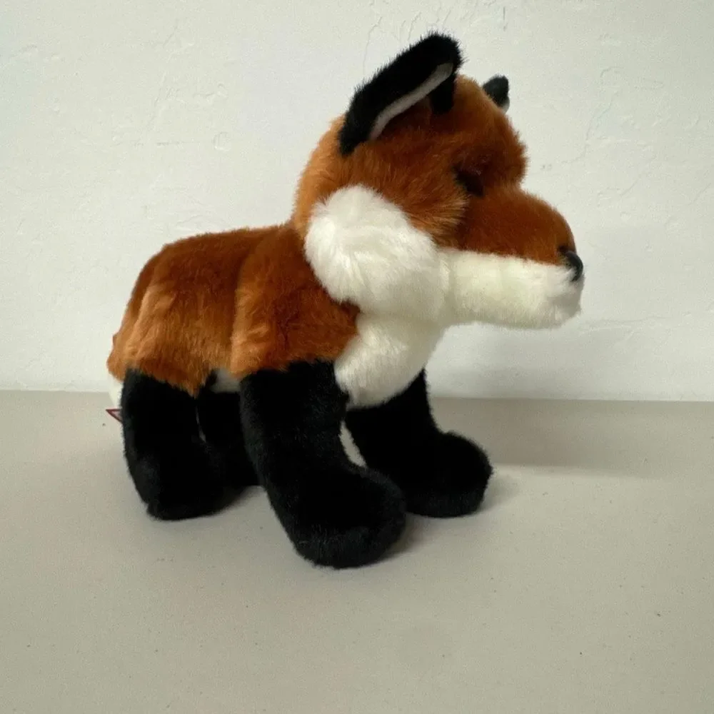 Douglas plush fox